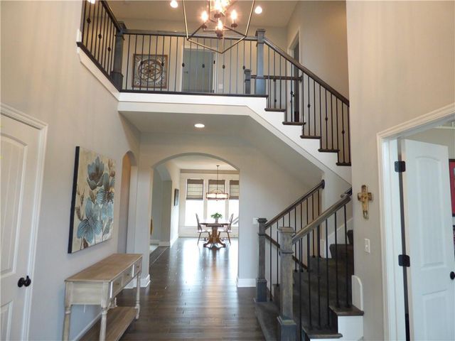 8202 W 166th Court, Overland Park, KS 66085
