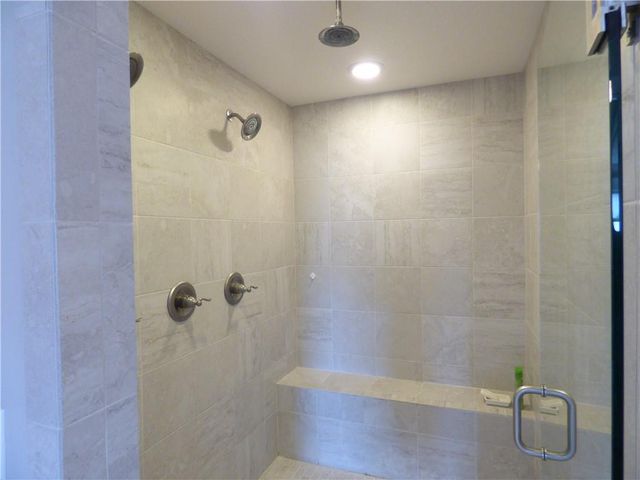 8202 W 166th Court, Overland Park, KS 66085