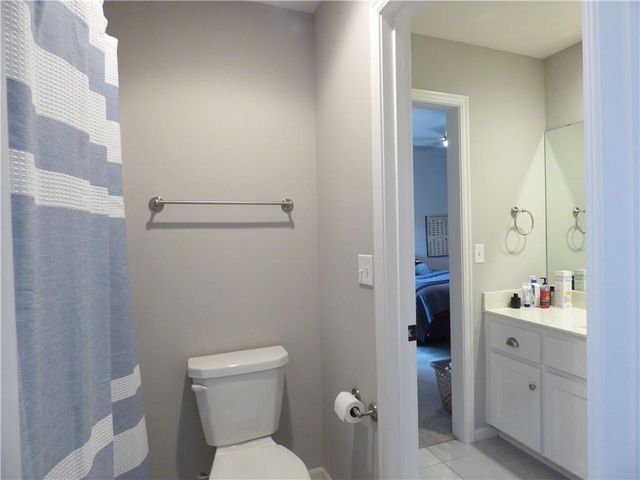 8202 W 166th Court, Overland Park, KS 66085