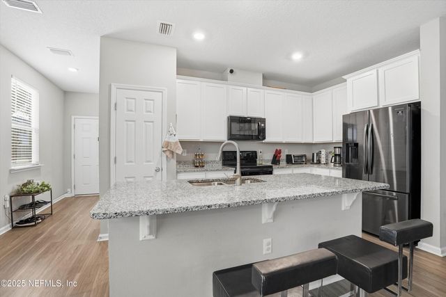 7129 AMBROSIUS Way, Jacksonville, FL 32258