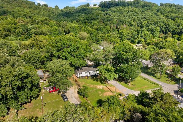 90 Whitman Street, Ringgold, GA 30736