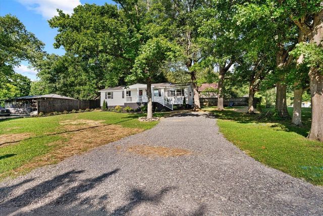 90 Whitman Street, Ringgold, GA 30736