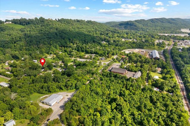 90 Whitman Street, Ringgold, GA 30736