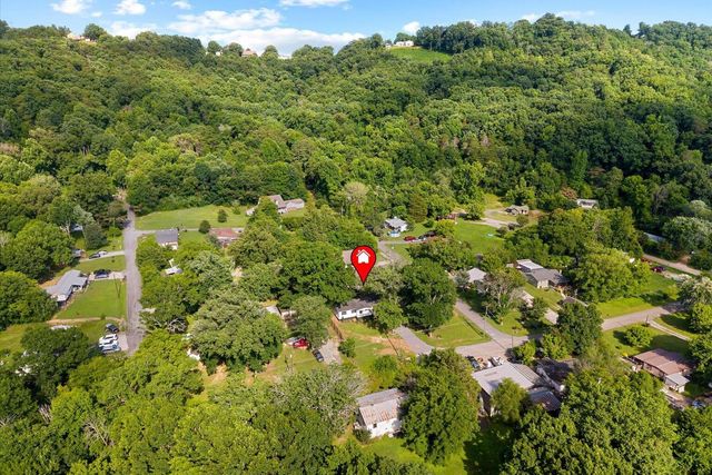90 Whitman Street, Ringgold, GA 30736