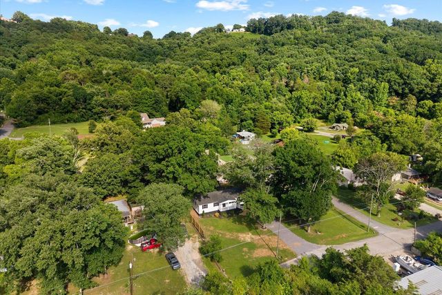 90 Whitman Street, Ringgold, GA 30736