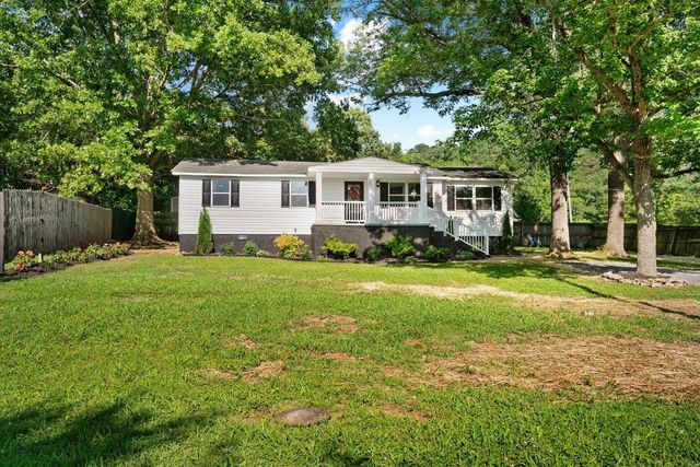 90 Whitman Street, Ringgold, GA 30736