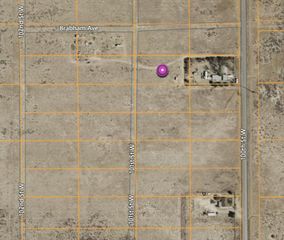 101 Street West, Rosamond, CA 93560