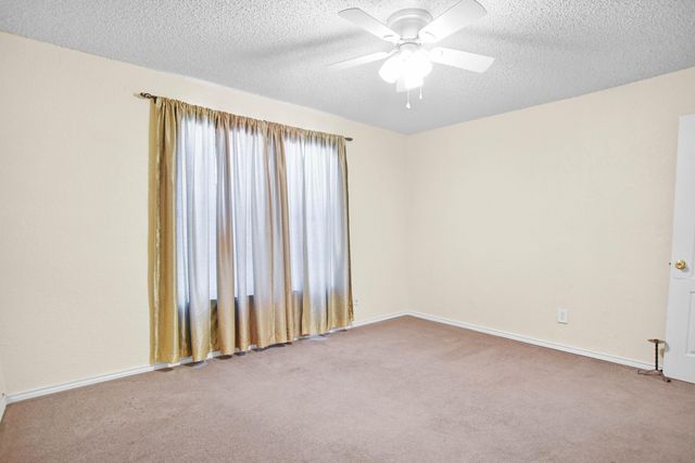 906 N 3rd Street, Brownfield, TX 79316