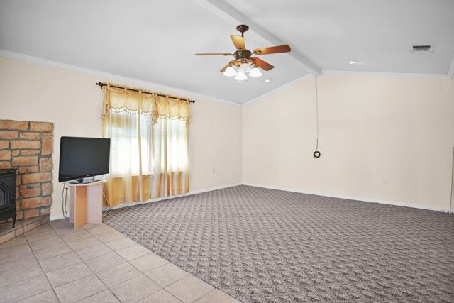 906 N 3rd Street, Brownfield, TX 79316