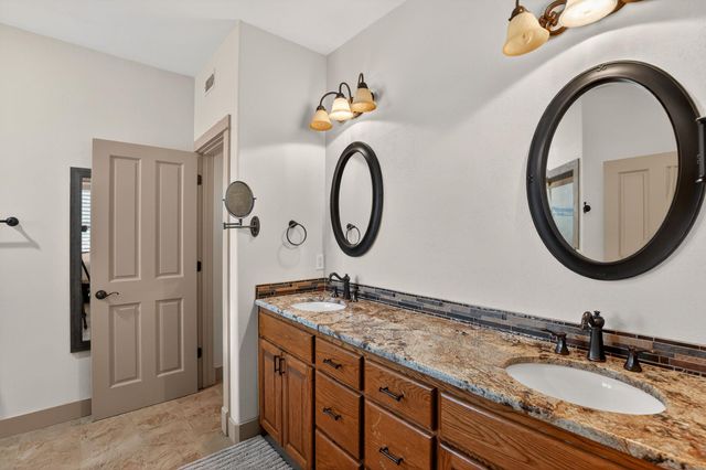 1002 Scenic LOOP, Kingsland, TX 78639