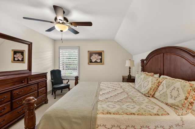 1002 Scenic LOOP, Kingsland, TX 78639
