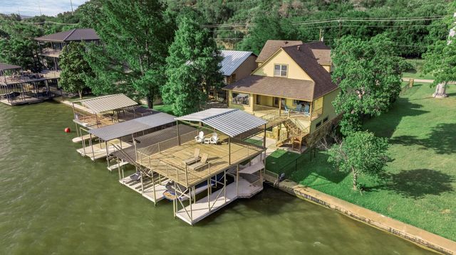 1002 Scenic LOOP, Kingsland, TX 78639