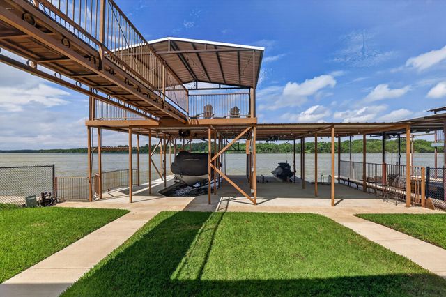 1002 Scenic LOOP, Kingsland, TX 78639