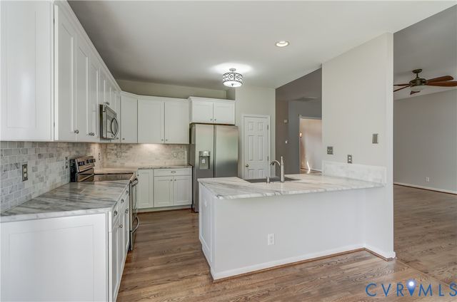 9426 Deer Stream Dr, Hanover, VA 23116