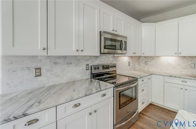 9426 Deer Stream Dr, Hanover, VA 23116