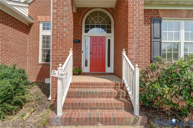 9426 Deer Stream Dr, Hanover, VA 23116