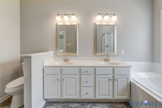 9426 Deer Stream Dr, Hanover, VA 23116