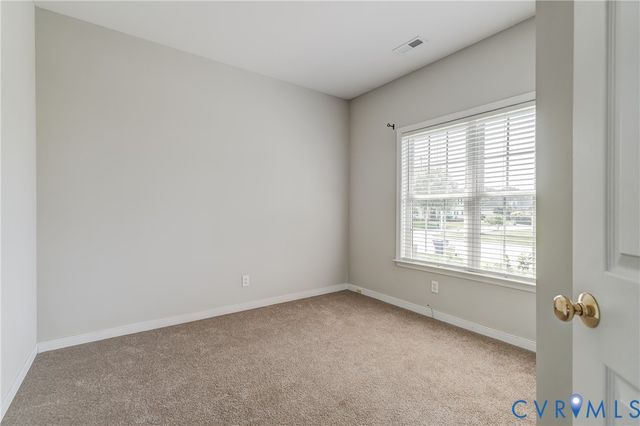 9426 Deer Stream Dr, Hanover, VA 23116