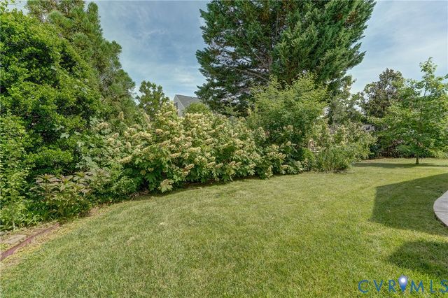 9426 Deer Stream Dr, Hanover, VA 23116