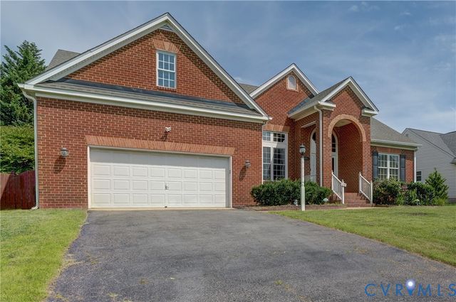 9426 Deer Stream Dr, Hanover, VA 23116