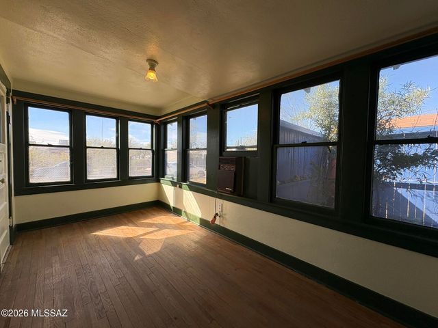 221 E Drachman Street, Tucson, AZ 85705