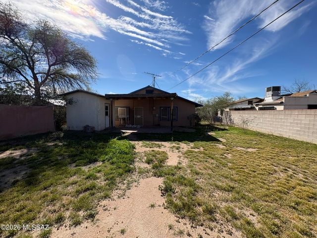 221 E Drachman Street, Tucson, AZ 85705