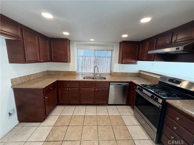 11951 Sugar Creek Court, Moreno Valley, CA 92557