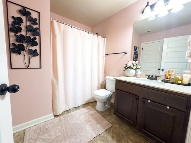 980 Donegal Drive, Locust Grove, GA 30248