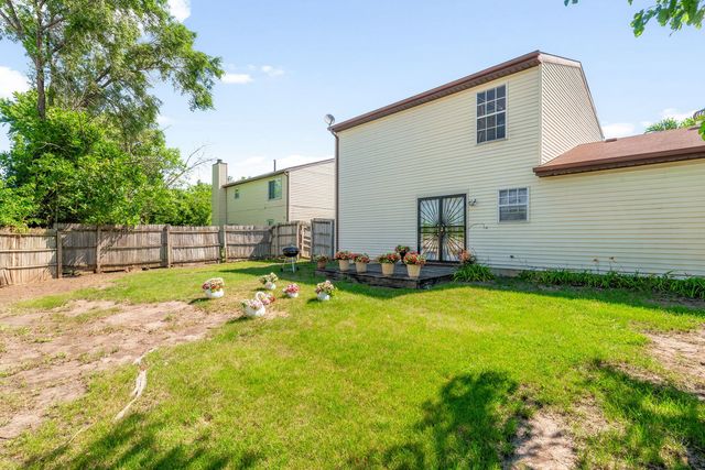 269 Yellow Pine Drive, Bolingbrook, IL 60440