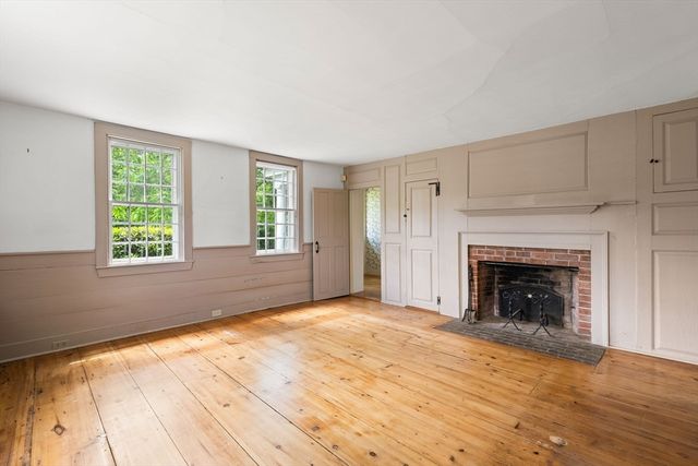 476 Cherry St, Bridgewater, MA 02324
