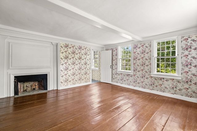476 Cherry St, Bridgewater, MA 02324