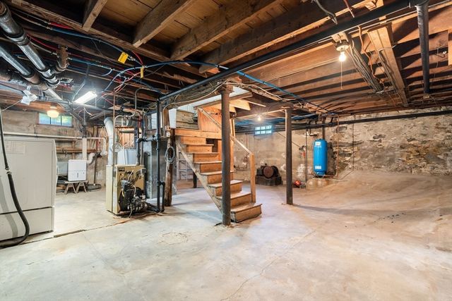 476 Cherry St, Bridgewater, MA 02324