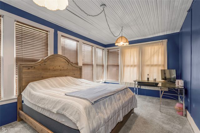 2011 Highland Avenue, Shreveport, LA 71104