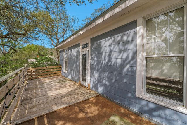 2011 Highland Avenue, Shreveport, LA 71104