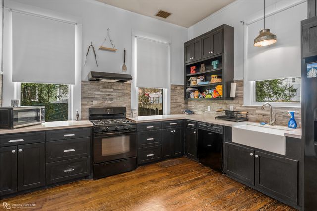 2011 Highland Avenue, Shreveport, LA 71104