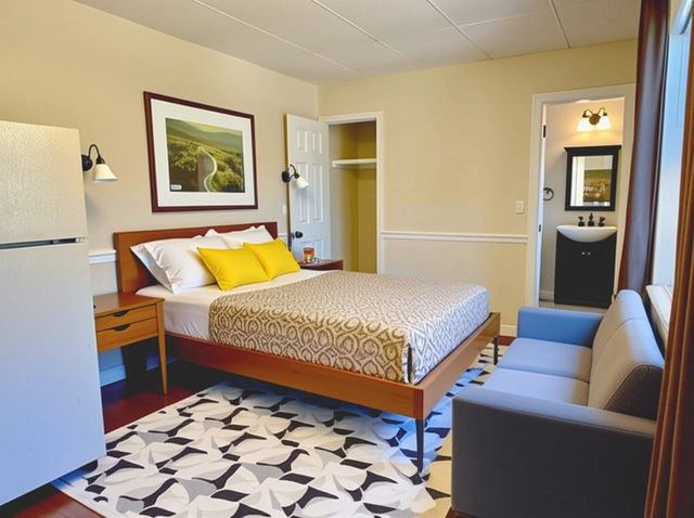 9 Bowdoin 6, Boston, MA 02114