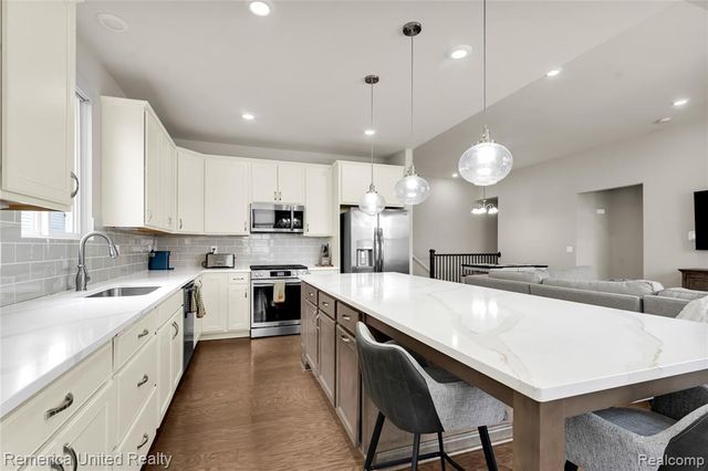 50222 Thatcher C Street, Canton, MI 48188