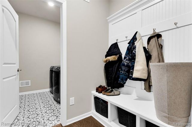 50222 Thatcher C Street, Canton, MI 48188