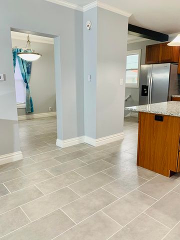 124 E 10th Street, Michigan City, IN 46360