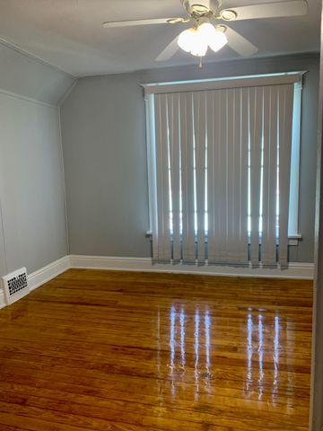 124 E 10th Street, Michigan City, IN 46360