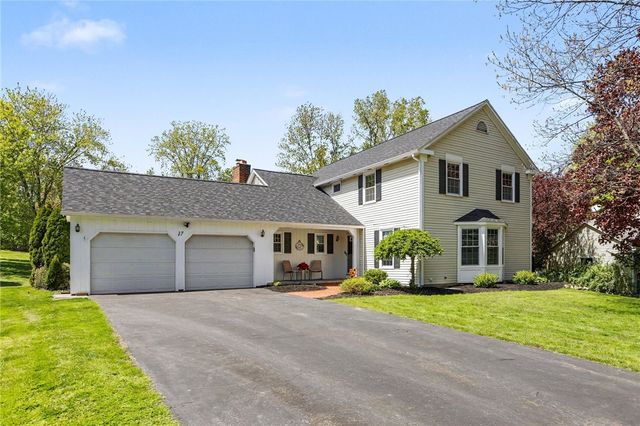 17 Bardney Circle, Perinton, NY 14450