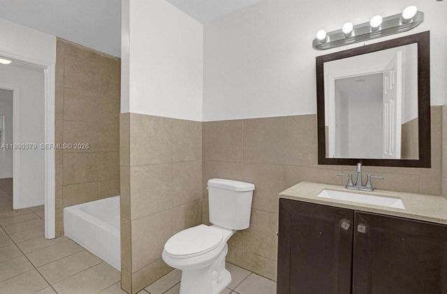 3876 NW 207th St Rd, Miami Gardens, FL 33055