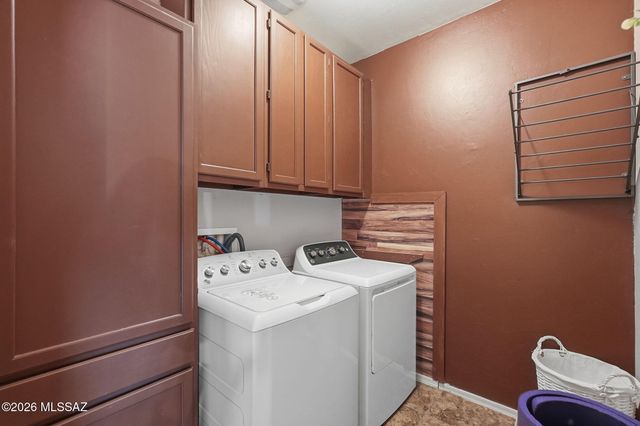 9016 W Hidden Saguaro Trail, Marana, AZ 85653