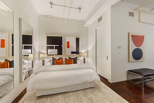 9 Murray Street 5SE, New York City, NY 10007