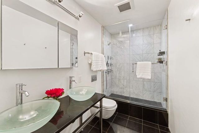 9 Murray Street 5SE, New York City, NY 10007