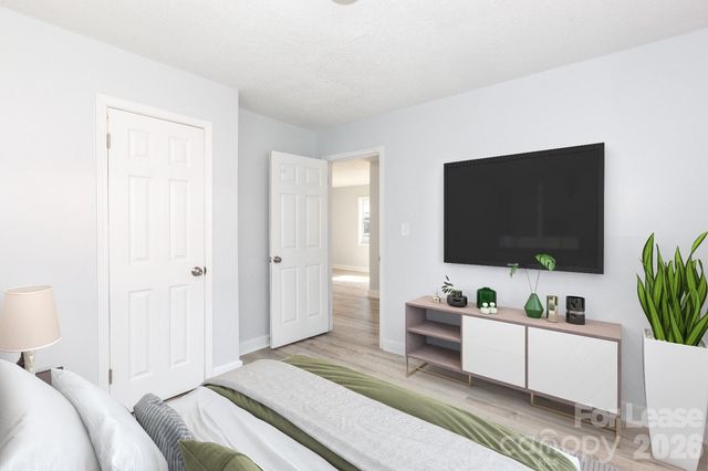 4517 Helena Street, Charlotte, NC 28208