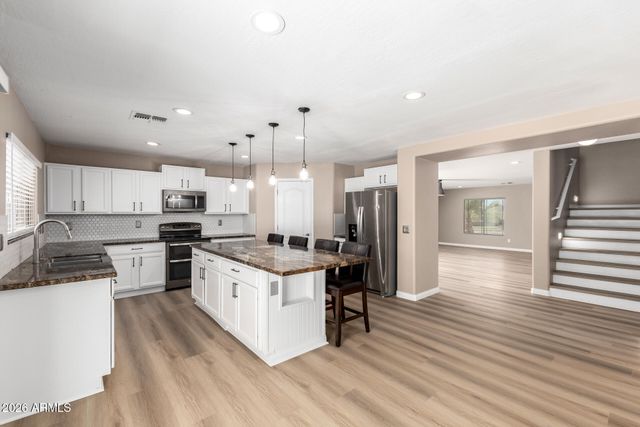 3362 E SILVERBELL Road, San Tan Valley, AZ 85143