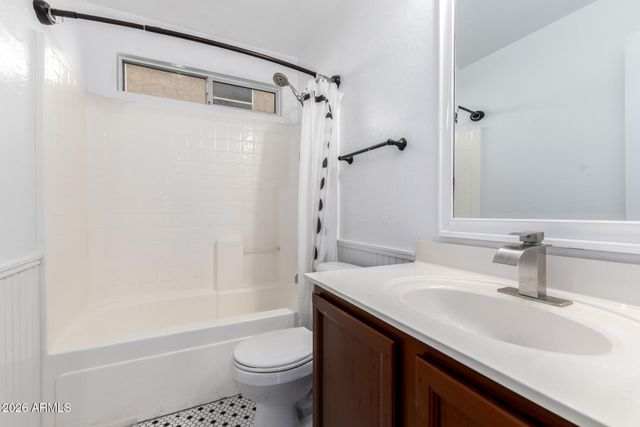 3362 E SILVERBELL Road, San Tan Valley, AZ 85143