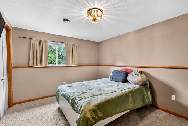 236 Westend Circle, Sun Prairie, WI 53590