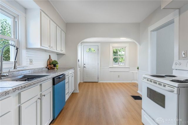 331 Fernwood Avenue, Dayton, OH 45405